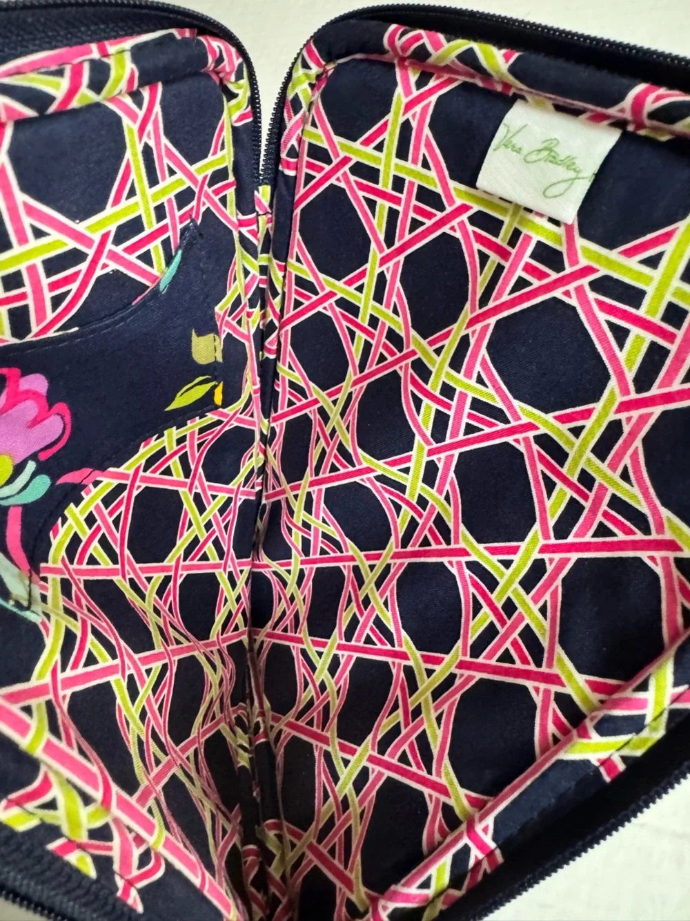 Vera Bradley Ribbons Tablet Sleeve E Reader Quilted Breast Cancer Retired New